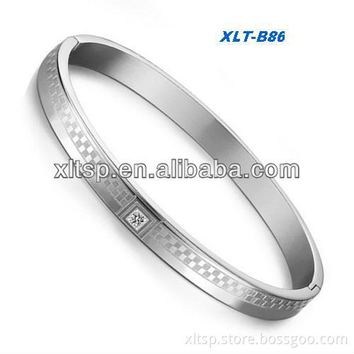 XLT-B86 Titanium Silver Handcuff Bracelet